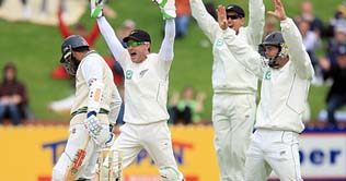 Pakistan 161/6 at stumps Day 1 against NZ